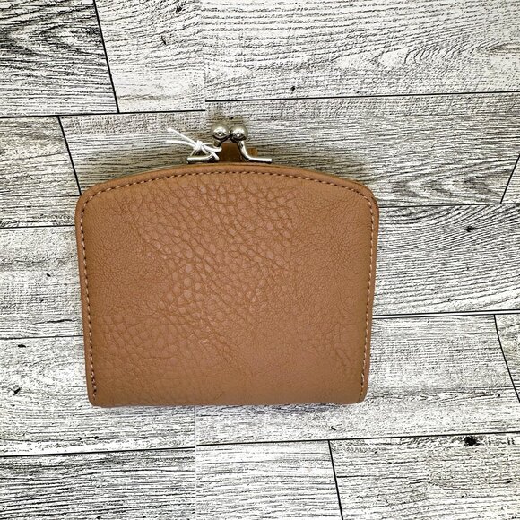 NWT Brown‎ Charming Charlie Medium Coin Purse Wallet - Picture 3 of 6